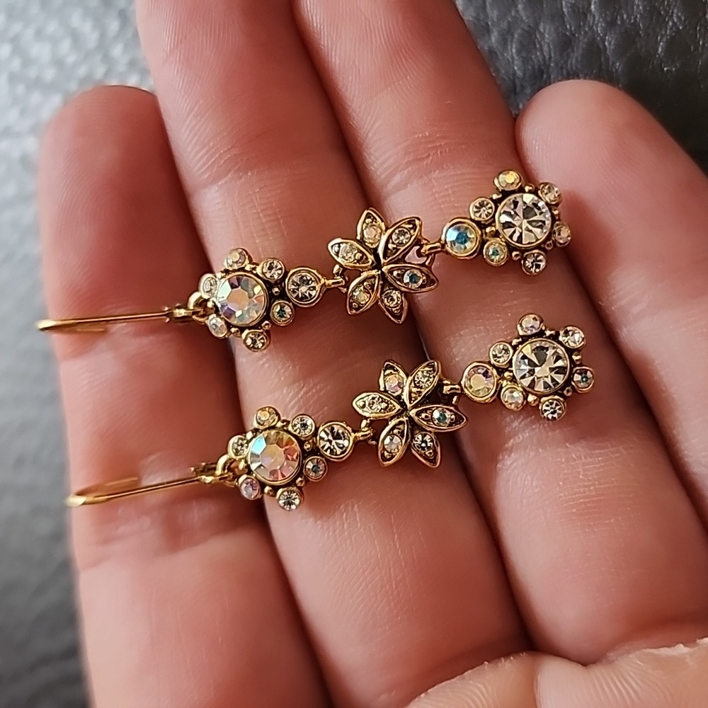 Joan Rivers earrings - Picture 3 of 10